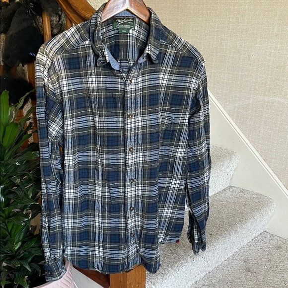 Woolrich Men's Navy and White Plaid Shirt - Picture 1 of 9